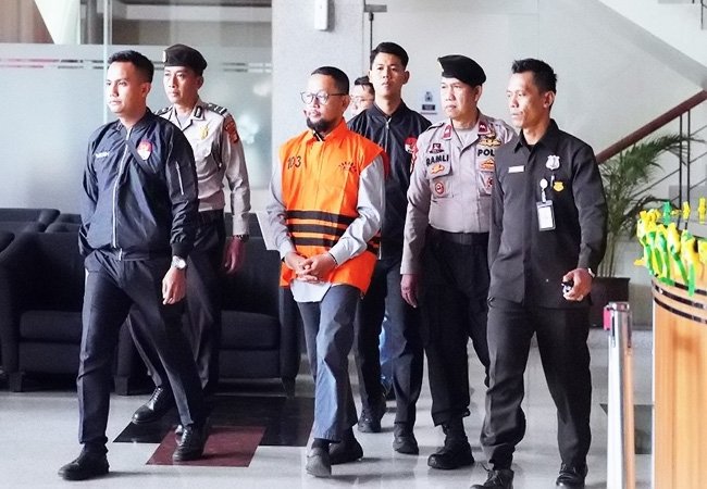 KPK Tahan Staf Khusus Eks Menteri Agama Terkait Dugaan Korupsi Kuota Haji, Kerugian Negara Capai Rp622 Miliar